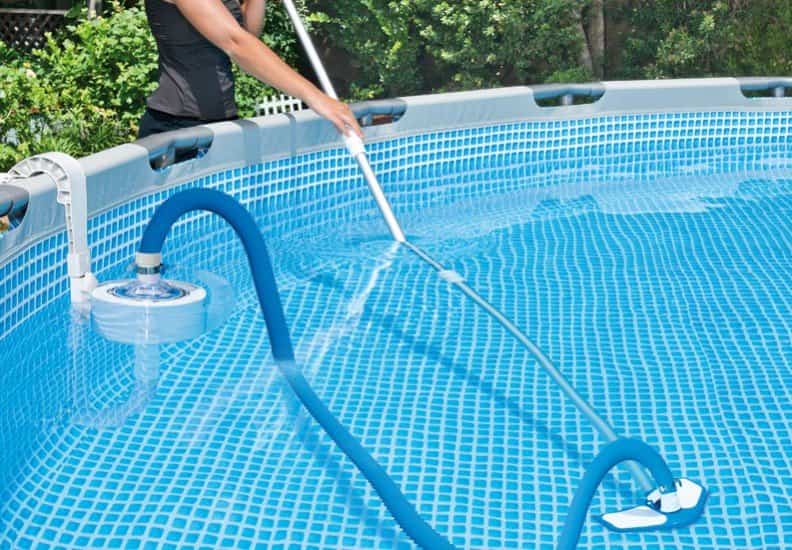 Gelendost Havuz Bakımı